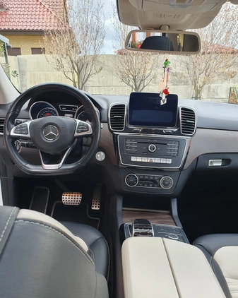 Mercedes-Benz GLE cena 224900 przebieg: 111000, rok produkcji 2018 z Dzierżoniów małe 631